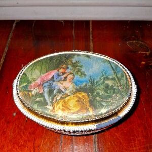 *bogo* Vintage Decorative Trinket/jewelry Box with Romantic Scene
